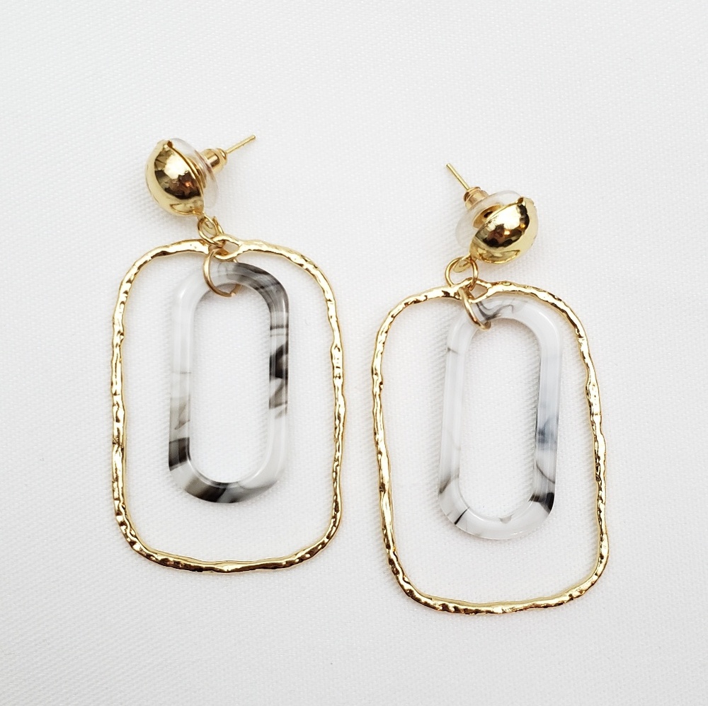 Geometric Acrylic Earrings - Picture 2 of 3